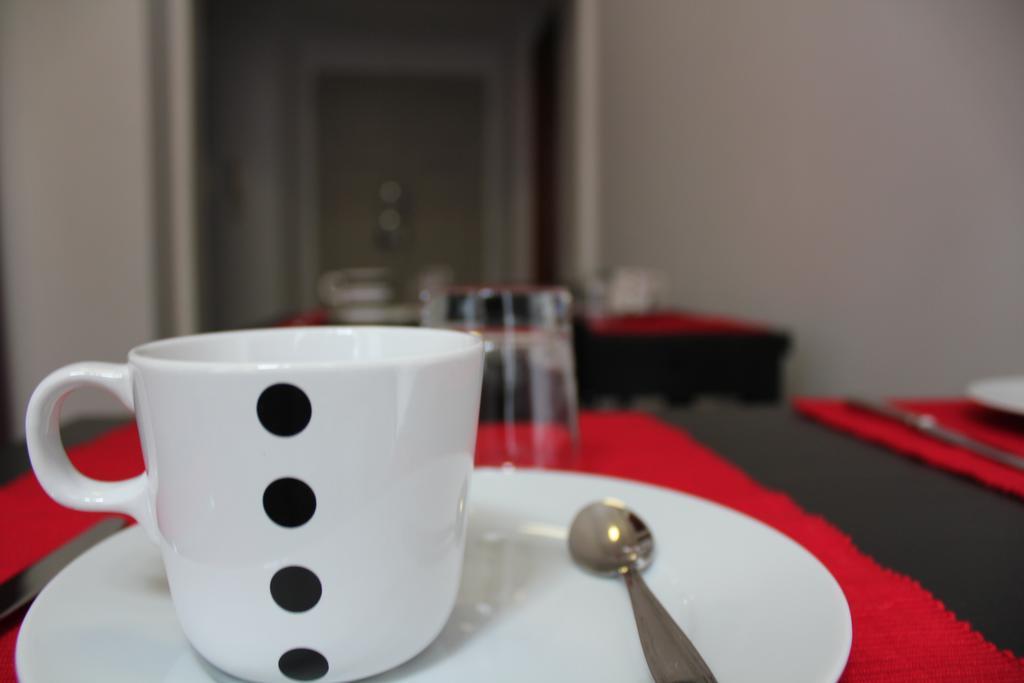 B&B Gallia'S Rooms Рим Екстериор снимка